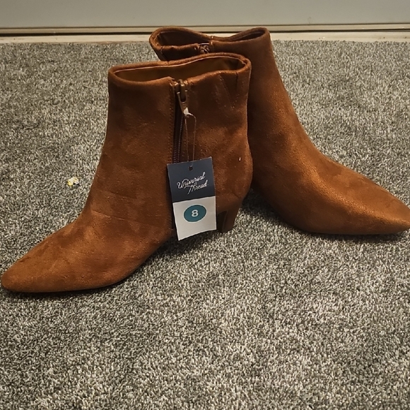 Universal Thread Women's Tan Ankle Booties - Picture 1 of 1